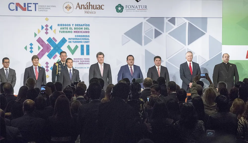 El presidente de la República inaugura el XVII Congreso CNET y Noveno Foro Académico Turismo Anáhuac