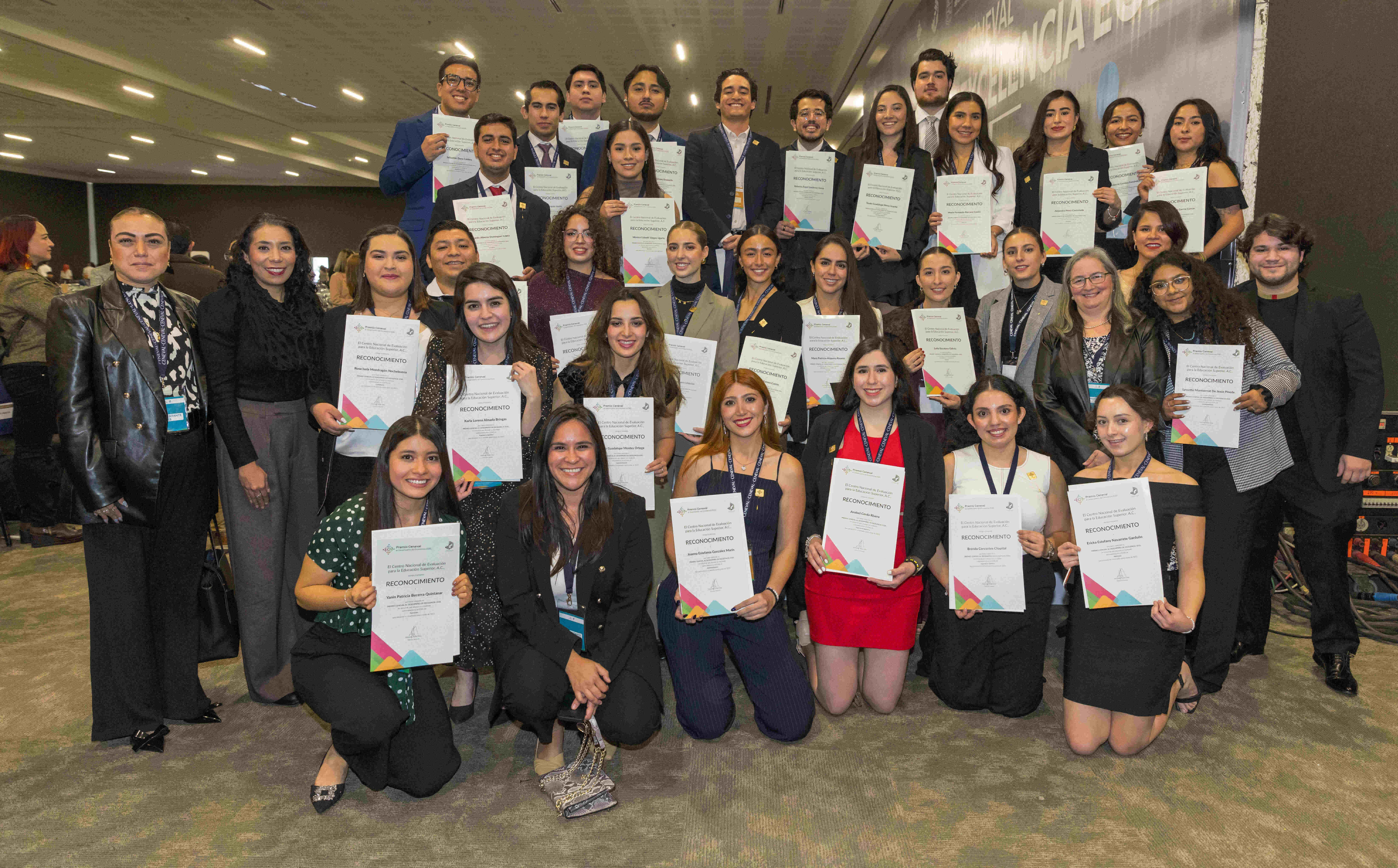 El 7 % de los estudiantes que obtuvieron el premio Ceneval al desempeño de excelencia a nivel nacional fueron alumnos de la Red de Universidades Anáhuac