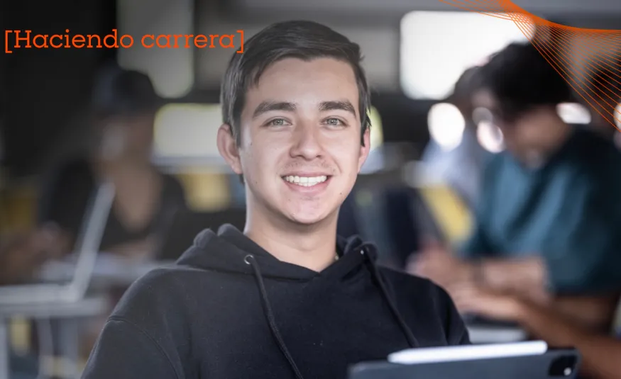 alumno de la anahuac puebla en salon de clases 