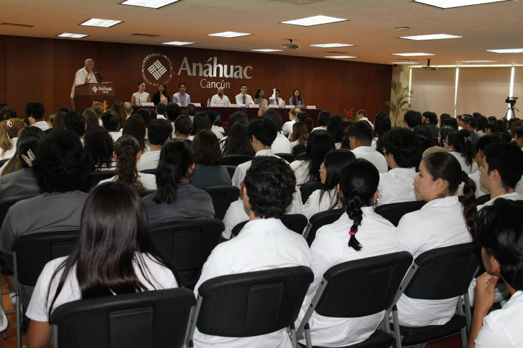 Realizan con Éxito Alumnos de la Universidad Anáhuac Cancún el CILACS 2024: Avances en Envejecimiento Saludable e Inclusión