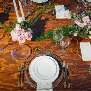 Sigue estos consejos para montar la mesa en tu negocio de banquetes.