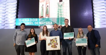 gresados de Arquitectura reciben el Premio de Interiorismo Mexicano PRISMA