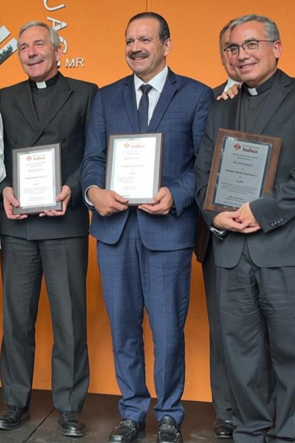 Dr. José Luis Terán Álvarez, egresado y Presidente del Consejo Directivo del IEST Anáhuac.