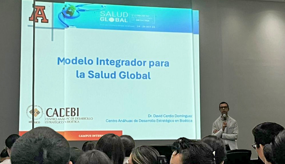 El CADEBI, presente en el V Congreso Internacional de Medicina de la Universidad Anáhuac Cancún