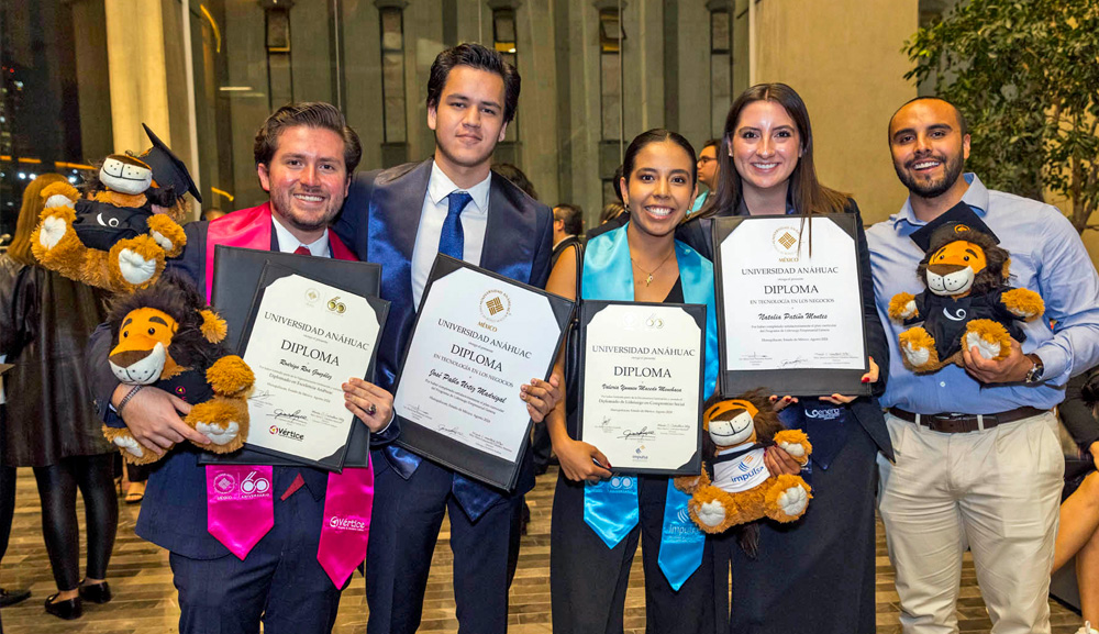 Graduación Programas de Liderazgo y Excelencia Anáhuac 2024