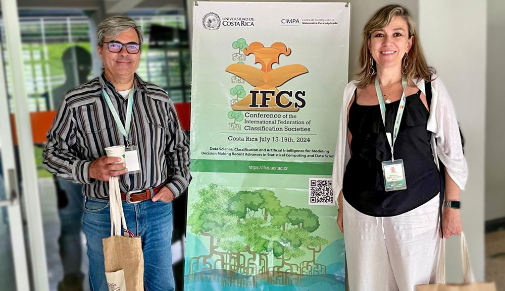 Académicos de Actuaría participan en congreso de la IFCS en Costa Rica