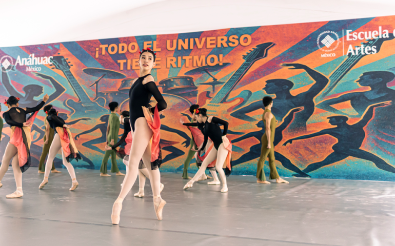 Esta celebración de talento, comunidad y vinculación cultural permite crear comunidad entre alumnos, docentes y personal administrativo, promoviendo espacios de expresión artística dentro del campus.
