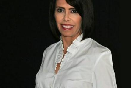 Dra. Elisa González 