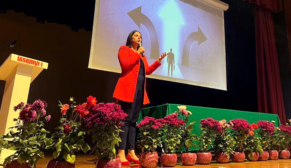 Patricia Hernández participa en el décimo noveno Encuentro de Enfermería