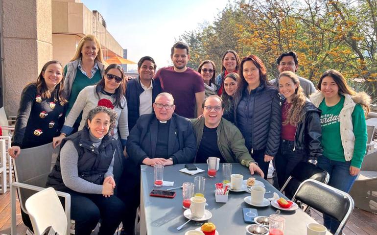 La Facultad de Bioética celebra su Paseo de Integración