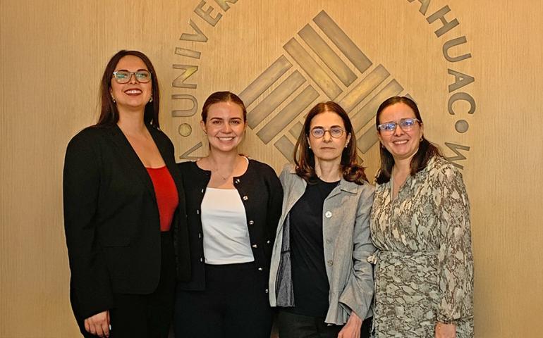 Inés Hanhausen earns her Master's degree in Bioethics with honors