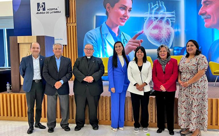 Reflexionamos sobre la dignidad y límites del tratamiento médico en congreso hospitalario