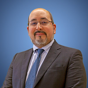 Dr. José Israel León Pedroza