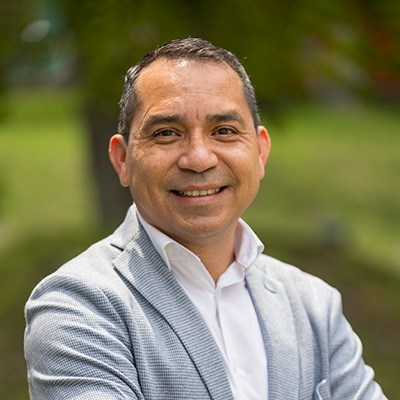 Dr. Marcos Meneses Mayo