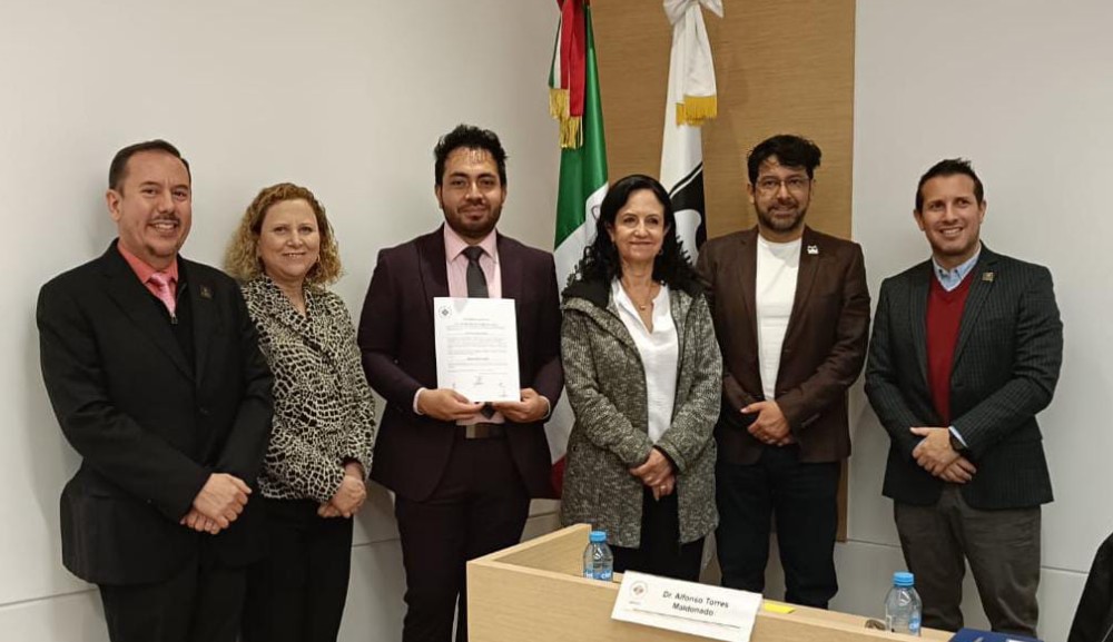 Sergio García Tepale obtiene grado de doctor en Evaluación Educativa