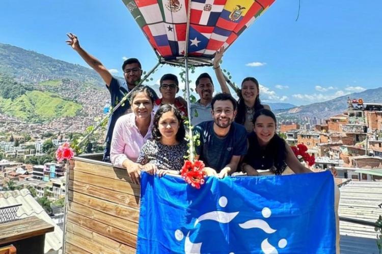 La Facultad de Educación y Humanidades firma convenio con la World Youth Alliance