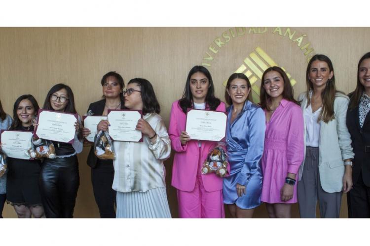 Alumnas del Diplomado en Desarrollo de Habilidades Sociales y Vocacionales se gradúan de la Anáhuac