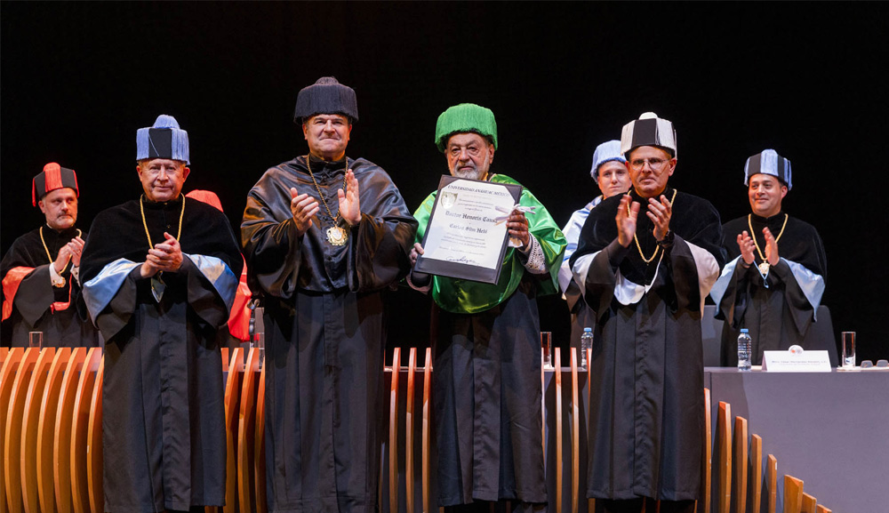 La Universidad Anáhuac otorga el Doctorado Honoris Causa al Ing. Carlos Slim