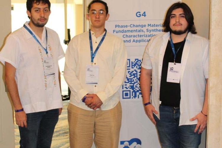 Alumnos de Ingeniería participan en Congreso Internacional de Investigación de Materiales