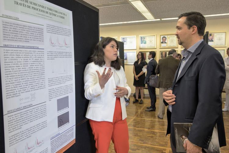 Facultad de Ingeniería arrasa en el Concurso de Carteles de Investigación