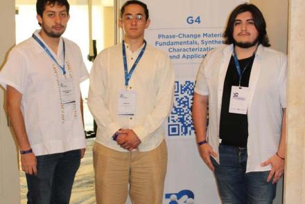 Alumnos de Ingeniería participan en Congreso Internacional de Investigación de Materiales