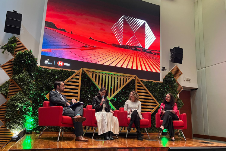 Lorena Miranda Navarro, presente en la entrega de los Premios ELIS: Empresas Líderes en Innovación Sustentable