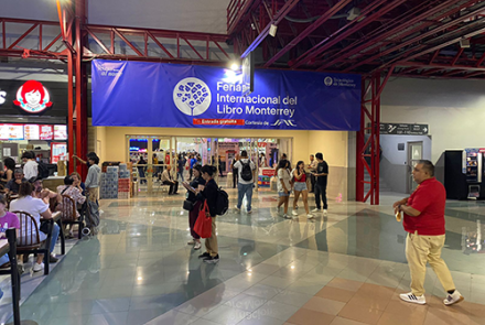 Coordinadores de biblioteca asisten a la Feria Internacional del Libro de Monterrey 2024