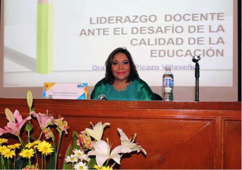 Dra. Nancy Picazo Villaseñor en la Universidad Autónoma de Yucatán