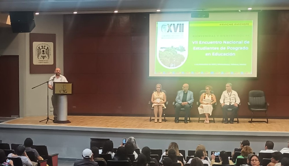 Académicos de Educación y Humanidades participan en el CNIE 2023