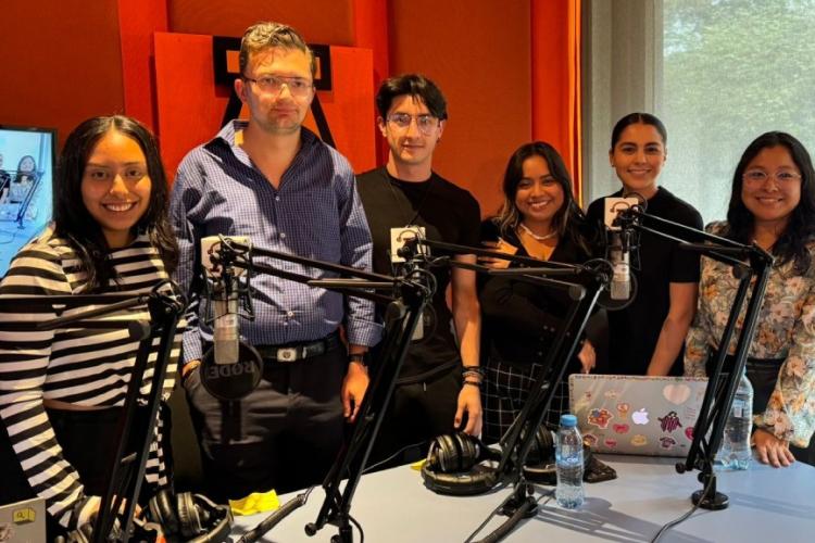 Alumnos del Diplomado en Desarrollo de Habilidades Sociales y Vocacionales del Campus Sur acuden como invitados a Radio Anáhuac