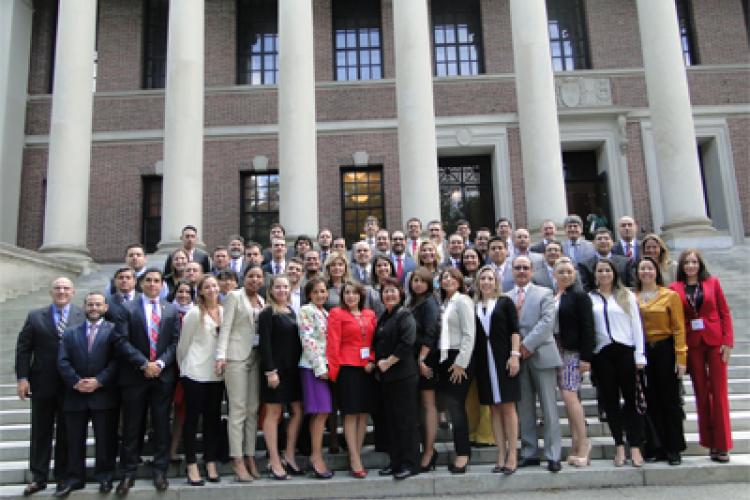 IDEA ofreció Workshop de Negociación en Harvard