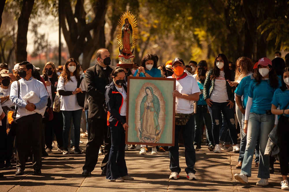 Ponemos en manos de la Virgen de Guadalupe las intenciones de la Comunidad Anáhuac