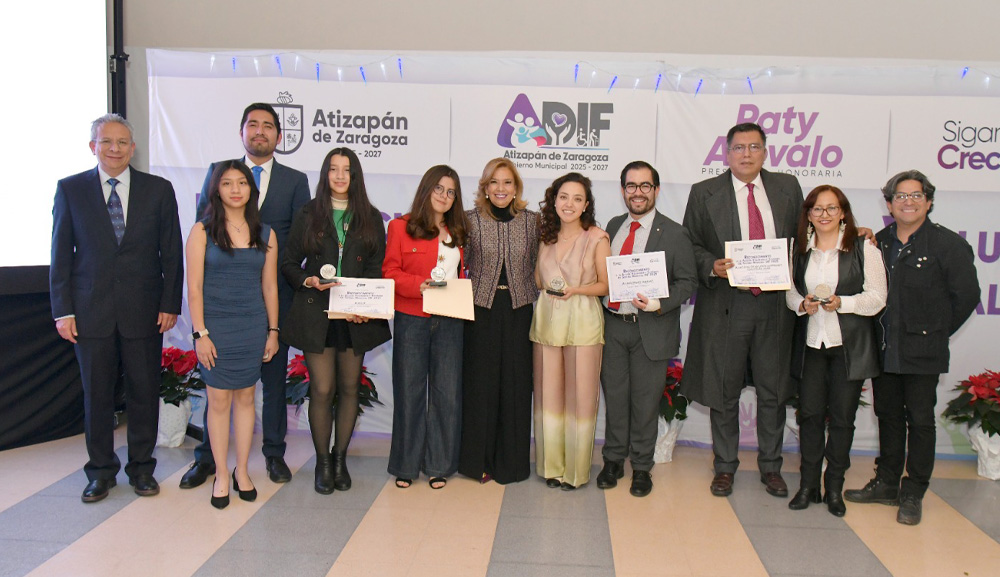 La Universidad Anáhuac México recibe reconocimiento de Alianza Estratégica por el DIF Atizapán