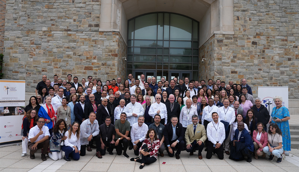 Encuentro internacional de líderes católicos en Nueva York.