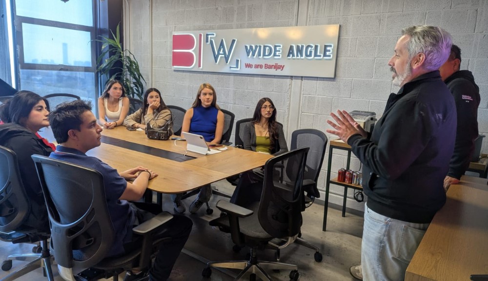 Alumnos de CREA realizan visita académica a Wide Angle 