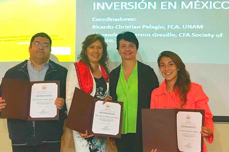 Miembros de Actuaría presentan el libro Mercados Financieros de Instrumentos e Inversión en México
