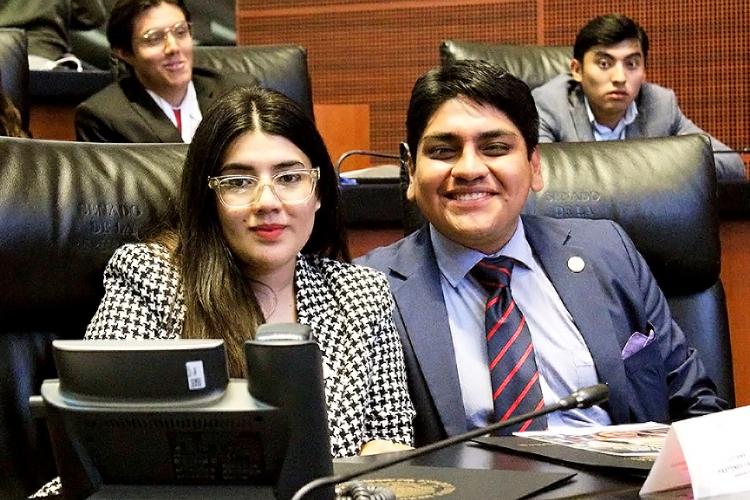Nuestro alumno Aldo Martínez participa en el Parlamento Juvenil 2023
