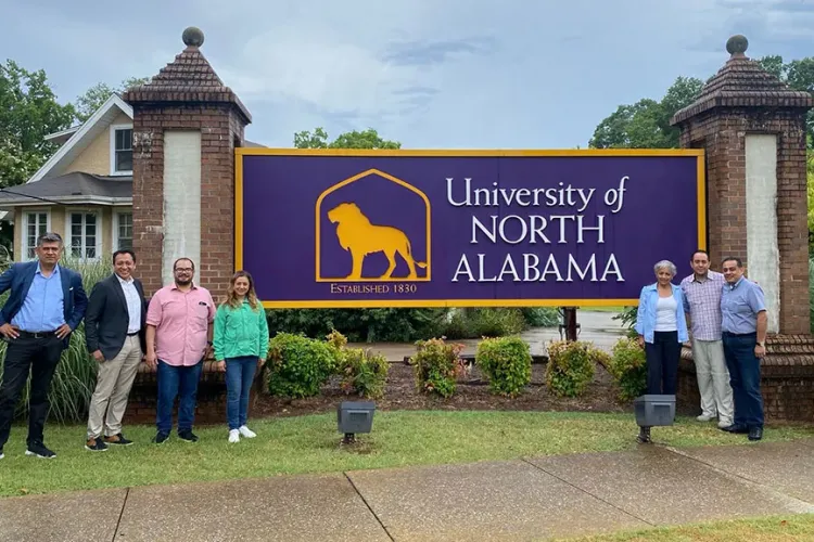 Alumnos de Ingeniería participan en seminario internacional en la Universidad de North Alabama 