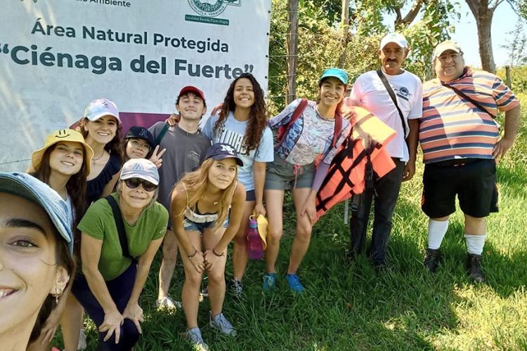 Alumnos de Responsabilidad Social realizan práctica de campo en Nautla, Veracruz
