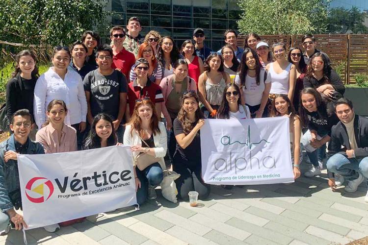 Alumnos de VÉRTICE y ALPHA asisten al Seminario Internacional de Formación en California