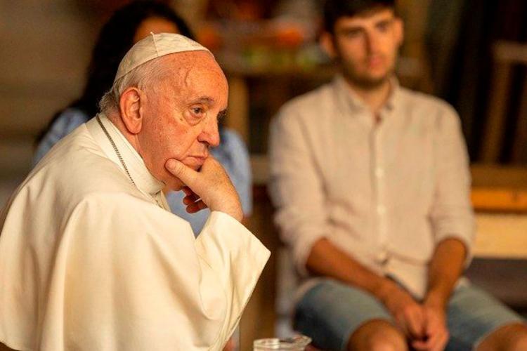 Amén. Francisco responde: Cuatro enseñanzas del Papa Francisco en el documental