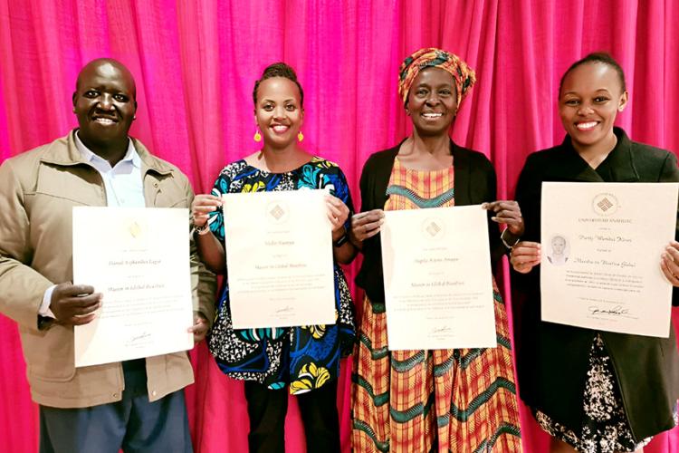 Estudiantes de Kenia destacan en nuestro Master in Global Bioethics 