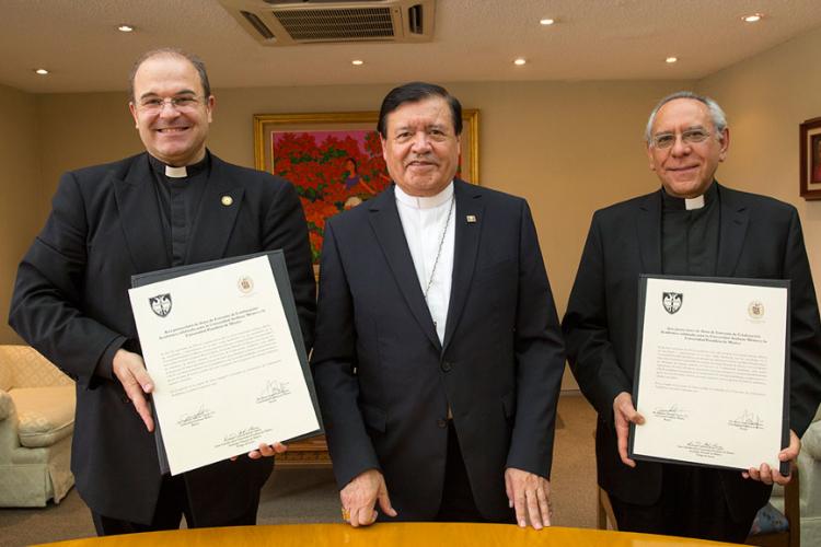 Firmamos convenio de colaboración con la Universidad Pontificia de México