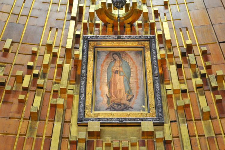 María de Guadalupe: Un faro de fe y esperanza que trasciende a la cultura