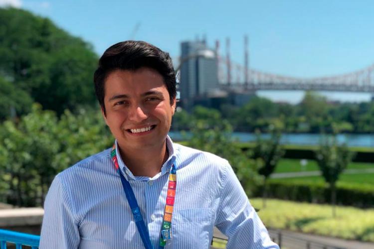 Diego Morales, líder Anáhuac apasionado de la construcción de un mejor país para las niñas y niños 
