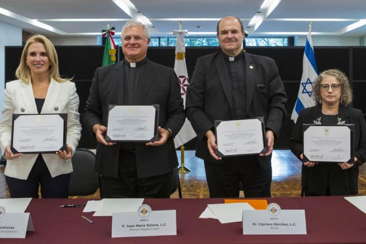 Anahuac Mexico University and the Magdala Center sign a renewal agreement.
