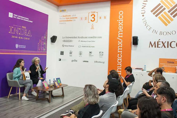 Exploran académicas de Diseño los signos del lenguaje en FIL Guadalajara