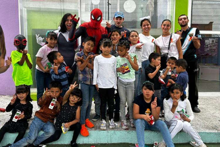 Voluntarios de Responsabilidad Social realizan actividades en el DIF Huixquilucan