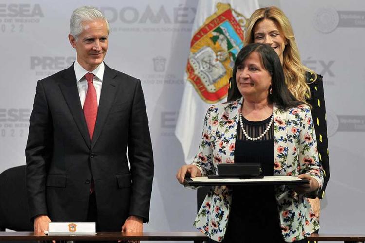Presea Estado de México 2022 a la doctora María Dolores Correa Beltrán 