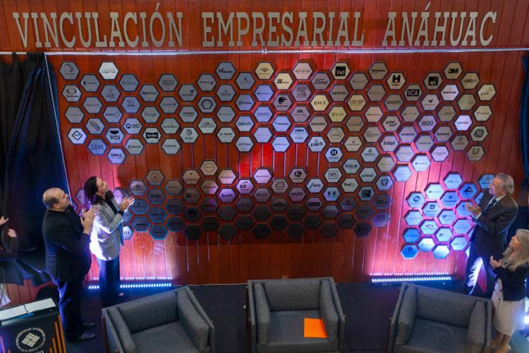 Inauguramos el Muro de Vinculación Empresarial Anáhuac